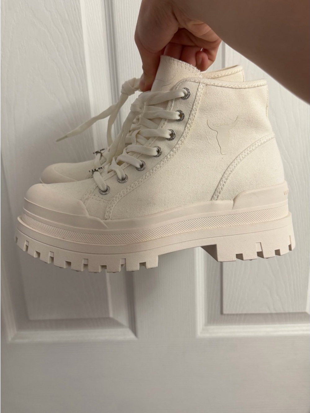 NEW WindsorSmith Platform Canvas Lace-Up Boots in Cream